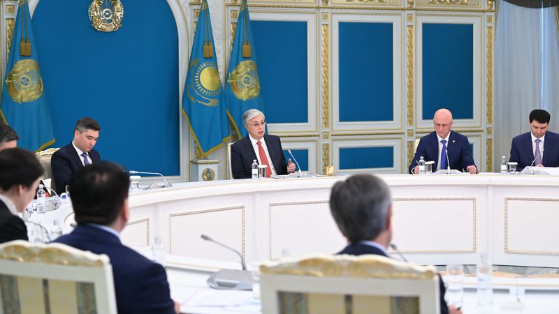 Провел заседание Высшего совета по реформам