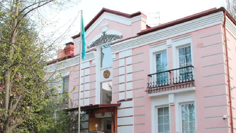 Қазақстанның Украиндағы елшілігі Қазақстанның Украиндағы елшілігі, Украина, Молдова