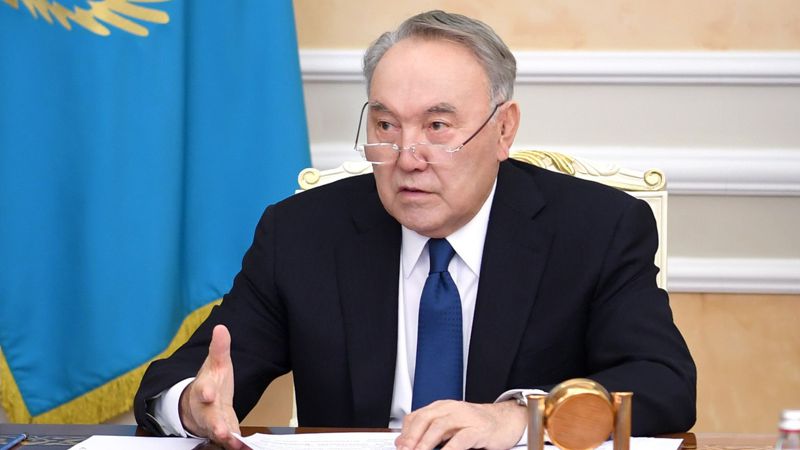 Канцелярию Назарбаева закроют