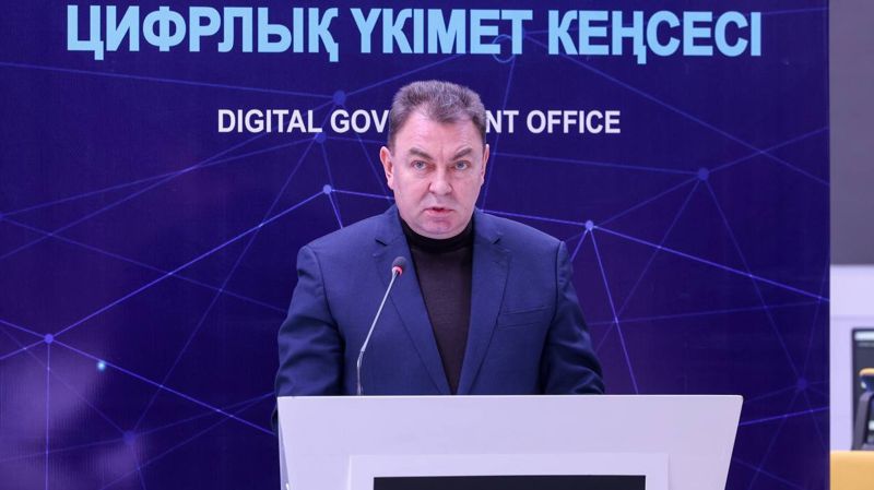 Министр по чрезвычайным ситуациям Юрий Ильин 