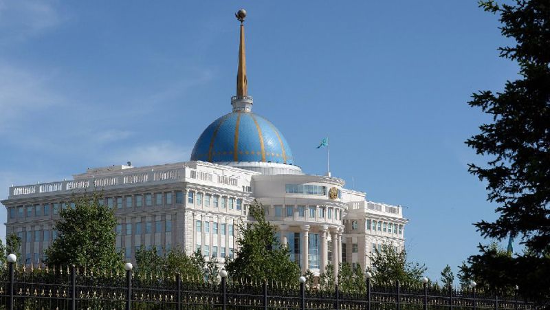 Ақорда ҚР президенті, ҚР президенті әкімшілігі, ҚР президентінің көмекшісі