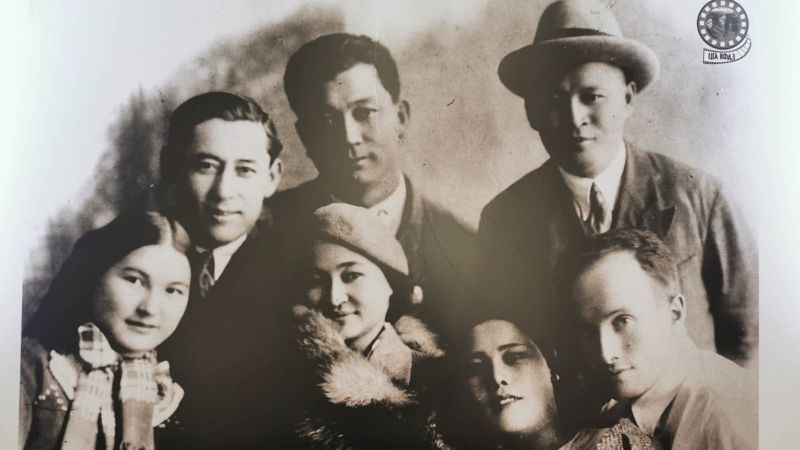 Фото 11. Участники Декады литературы и искусства 1936 года в Москве