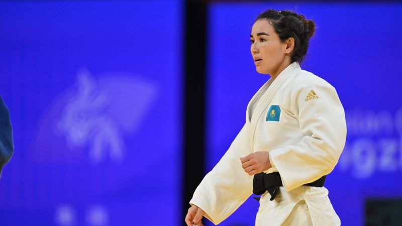 Әбиба Әбужақынова, Қытай, Азия ойындары, алтын медаль