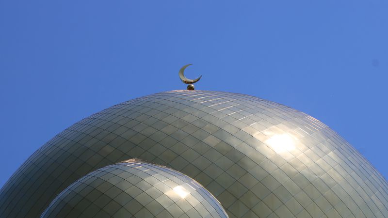 Астана, священный месяц, мечети 