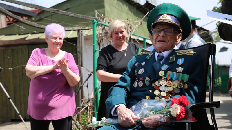 ветеран ВОВ Николай Таратунин 100-летний юбилей отмечает ветеран ВОВ в Алматы