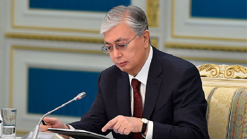 Касым-Жомарт Токаев Токаев подписал закон, возвращающий День Республики