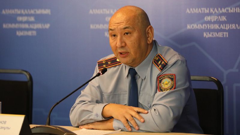 приехавшие в Алматы россияне