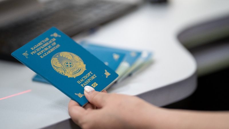 Россиянок оштрафовали за двойное гражданство