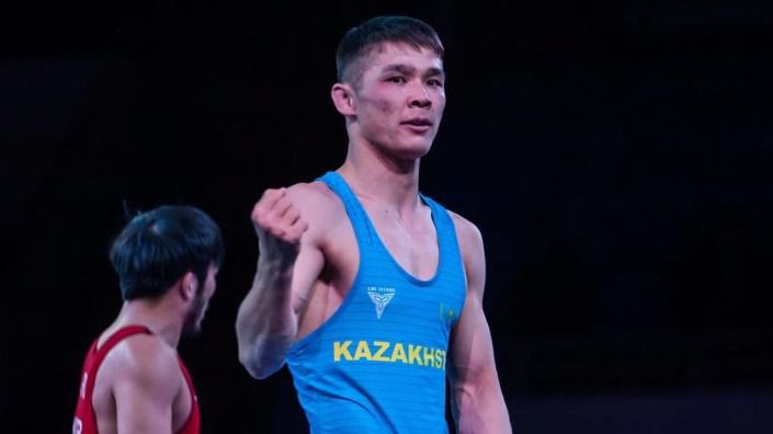 Казахстанский борец Мейржан Шермаханбет стал серебряным медалистом Азиады