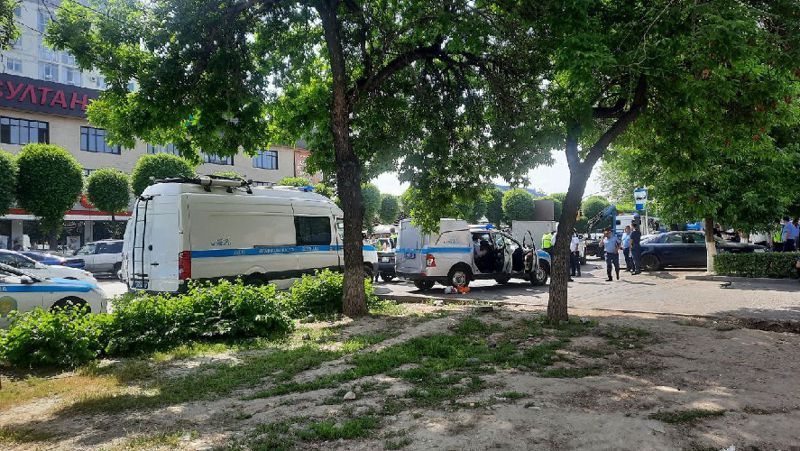 труп в машине