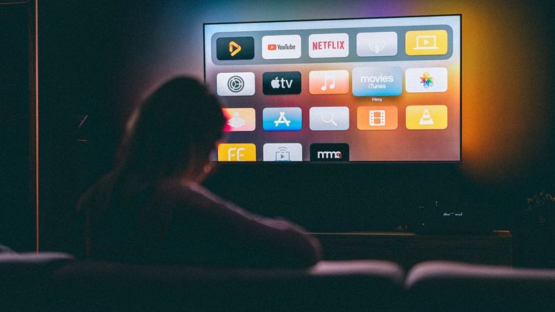 Телевизор В "Beeline" опровергли слухи об отключении российских телеканалов