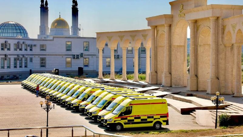 52 новые машины скорой помощи передали в медучреждения Актюбинской области