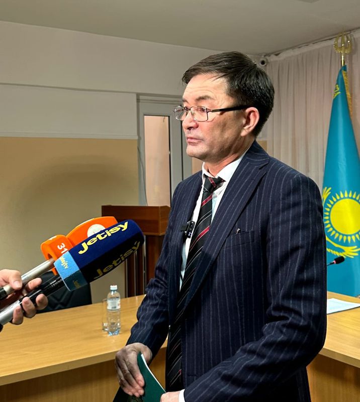 Танат Айдарбеков, Талғар ауданының әкімі, Кеңдала ауылы, газ мәселесі