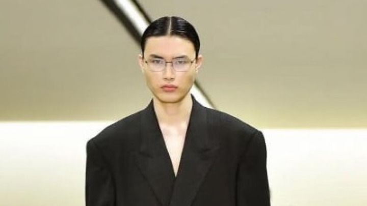 Казахстанец принял участие в показе модного бренда Balenciaga