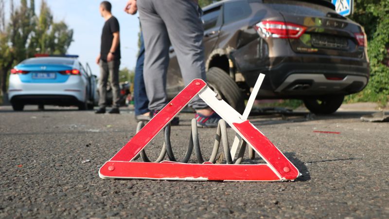Шымкентте тағы бір жолаушылар автобусы апатқа ұшырады Жол апаты