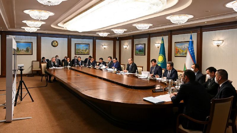 премьер-министры Казахатана и Узбекистана