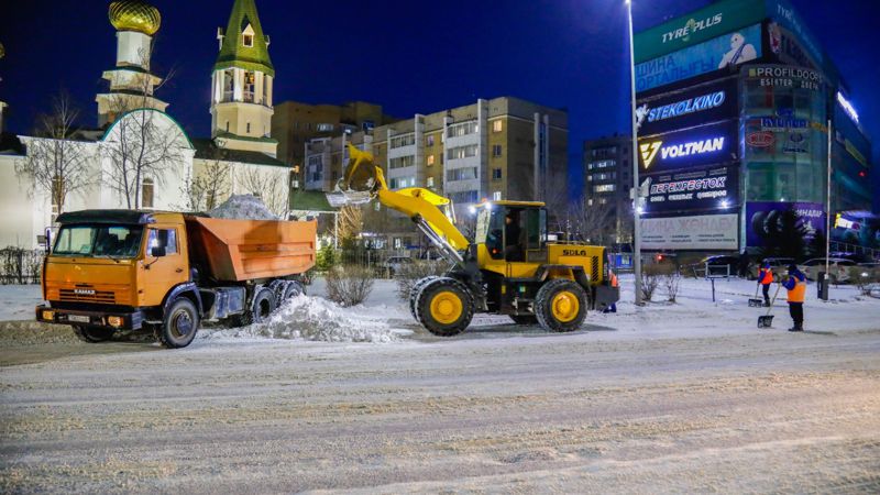Более 2 тыс. большегрузов использовали для уборки снега в Астане