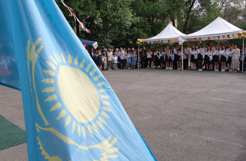 Как прошел последний звонок в школах Алматы