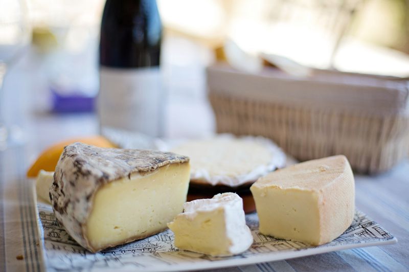 Французы отличаются любовью и к специфическим сортам сыров