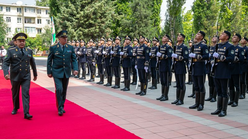 министры обороны Казахстана и Узбекистана Министры обороны Казахстана и Узбекистана обсудили перспективы развития сотрудничества