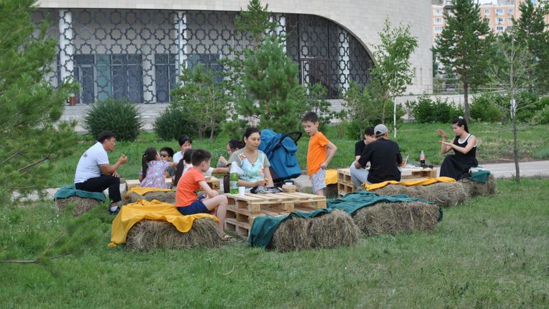 Казахстан Астана фестиваль баурсаки