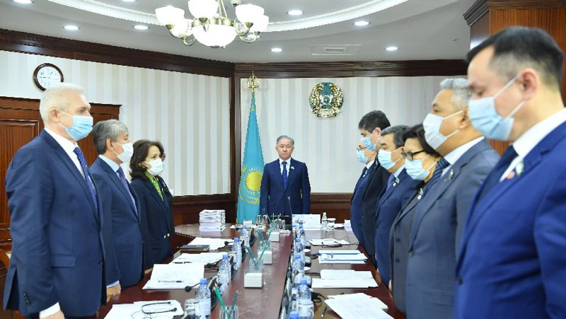 Нурлан Нигматулин, мажилис минута молчания, мажилис
