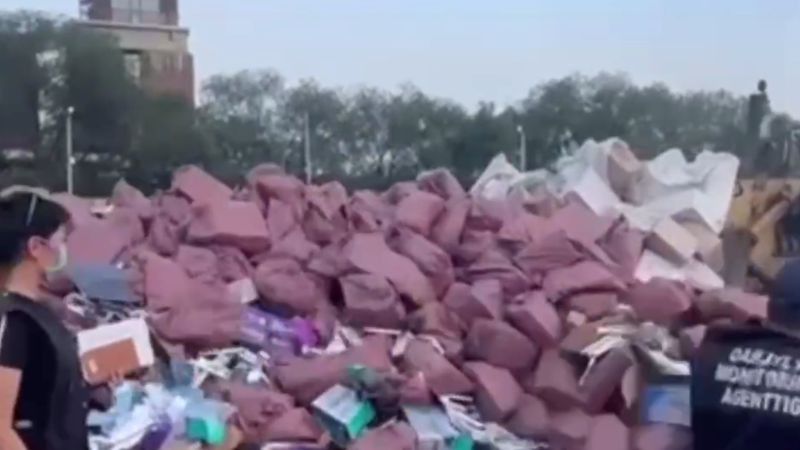Алматы облысындағы жасанды темекі қоймасы Алматы облысынан миллиондаған жасанды темекі қорабы сақталған қойма табылды