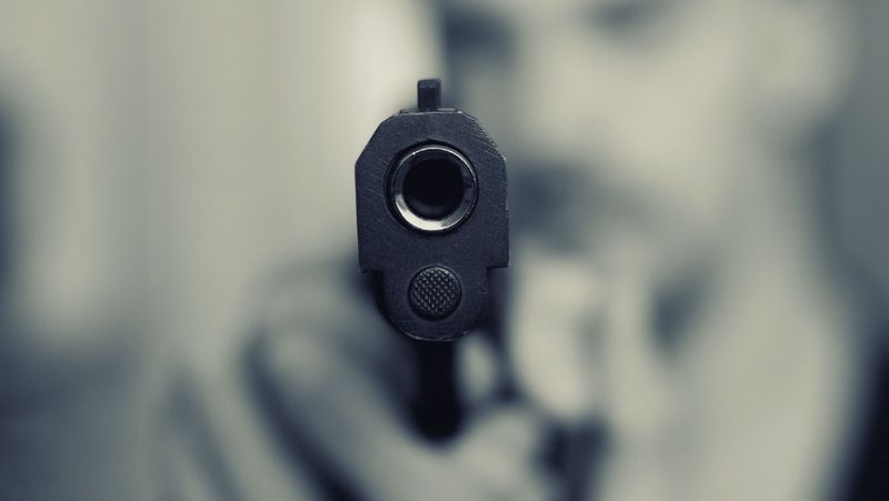 Пистолет Стрельба Атырау