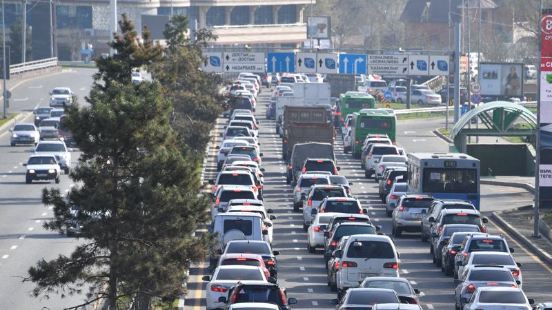 Налог на транспорт в Казахстане: о чем говорят автовладельцы