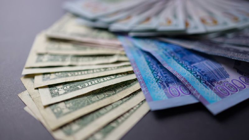 доллары и тенге торги на бирже