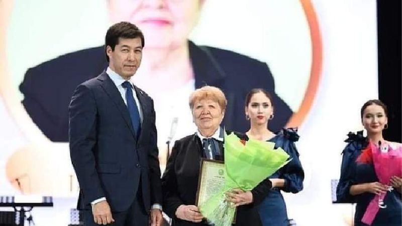 Ұстаздар марапатталды