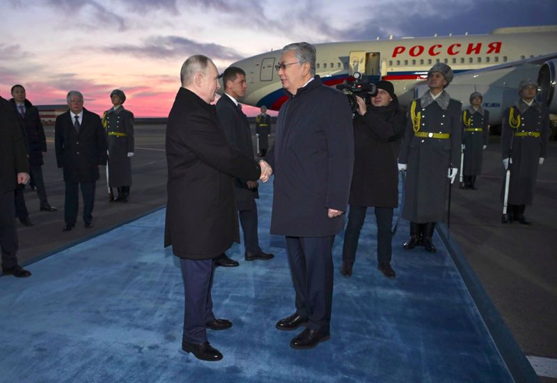 Путин прилетел в Казахстан