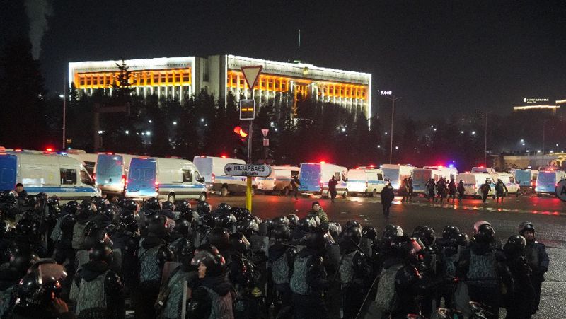 беспорядки захват власти