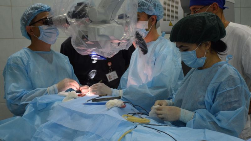 В Восточном Казахстане тяжелых больных оперируют бесплатно  