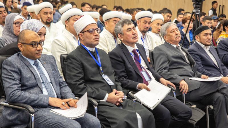 В Атырау прошла международная конференция, посвященная 800-летию Султана Бейбарыса