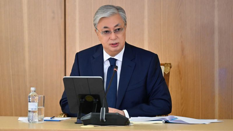 Токаев наградил посмертно столичного учителя