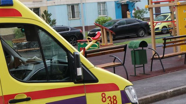 Жедел жәрдем Жедел жәрдем, Алматы, төрт жасар баланың өлімі, өгей әке, студент