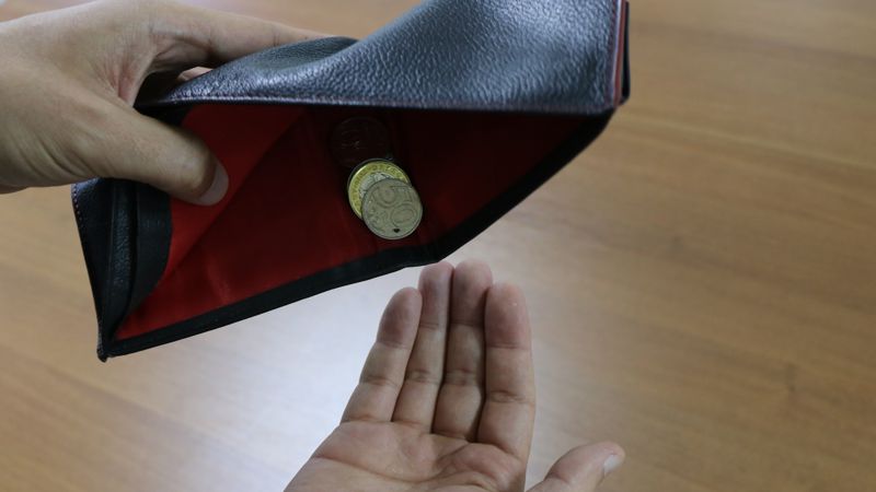 пустой кошелек Сезон охоты: на кого нацелены мошенники