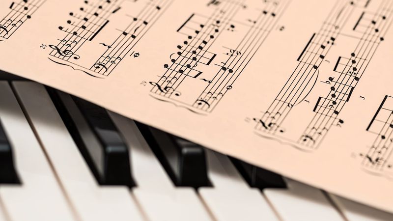 Ученые выяснили, какая музыка может служить обезболивающим
