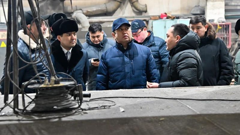Аким СКО Айдарбек Сапаров проинспектировал заводы и фабрики