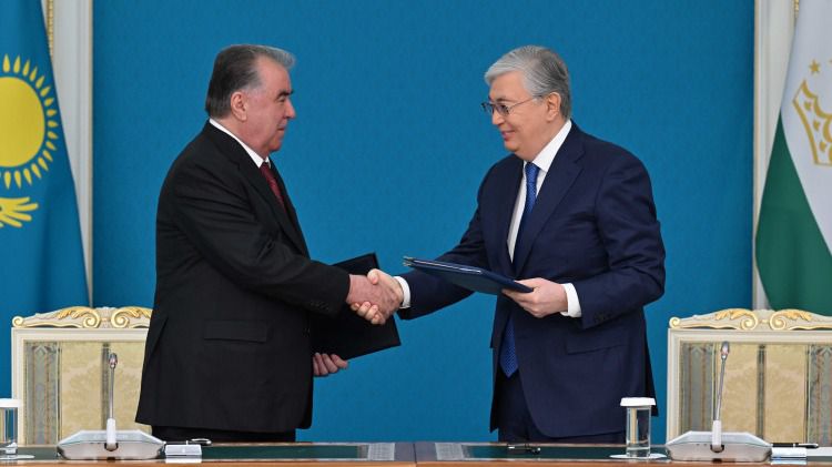 Акорда опубликовала текст исторического для Казахстана и Таджикистана документа