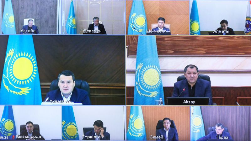 В правительстве обсудили ситуацию с ценами и рынком занятости
