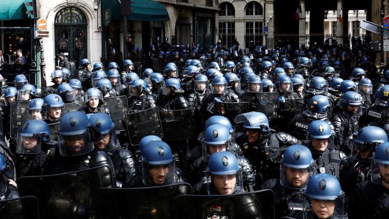 Акции против пенсионной реформы во Франции: задержано уже более 100 демонстрантов