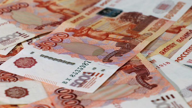 Казахстанским банкам разрешат вывозить российские рубли