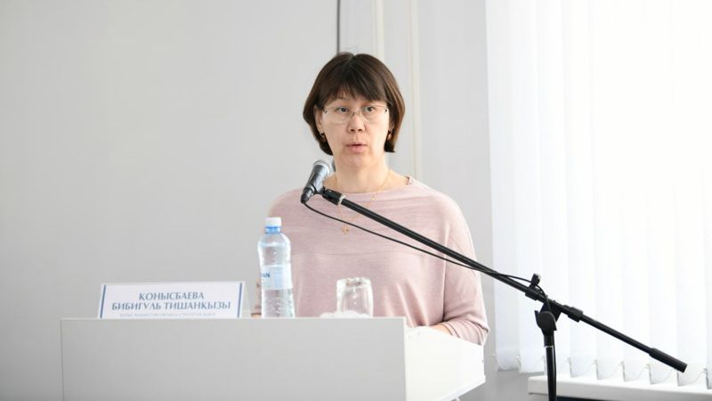 Аким ЗКО встретился с молодежью