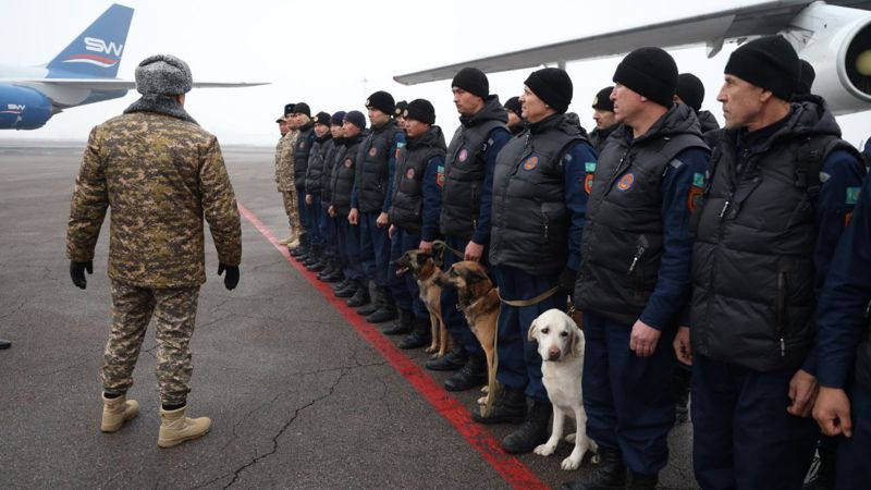 вылет в зону землетрясения казахстанских спасателей