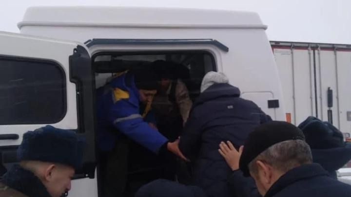 эвакуация 23 человека пришлось эвакуировать на дорогах Актюбинской области за прошедшие сутки
