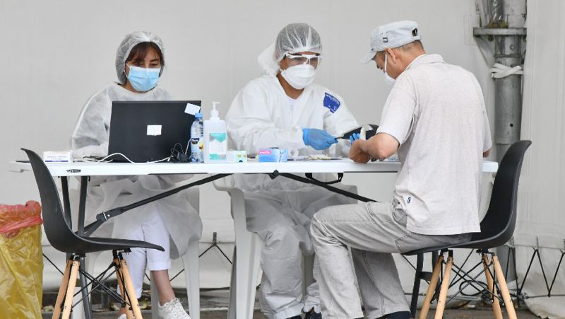 Врачи пациент Коронавирус Казахстан 19 апреля