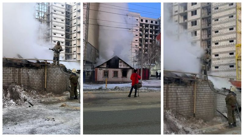 Пожар произошел рядом со строящимся ЖК в Уральске