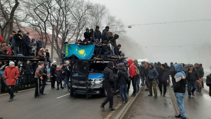 Усилить санкции за призыв к массовым беспорядкам хотят в Казахстане